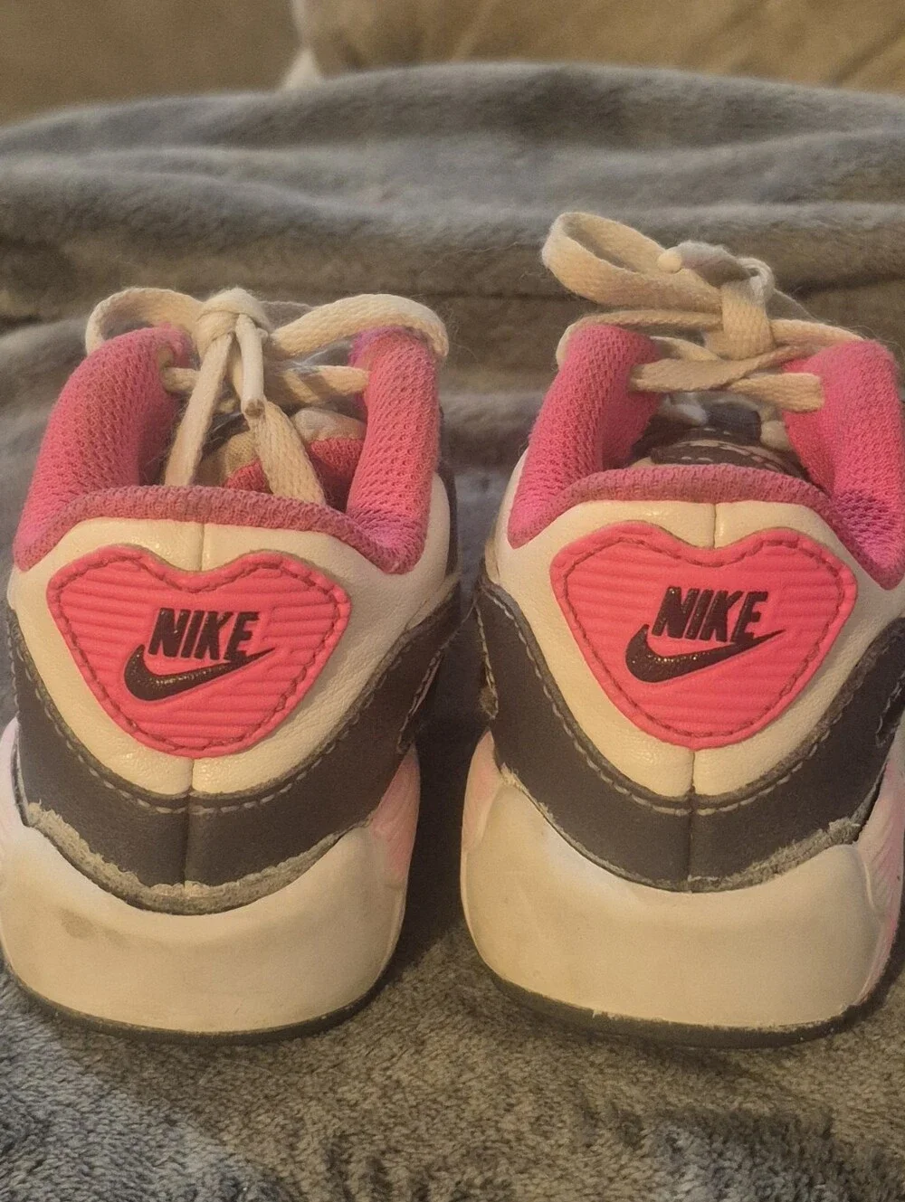 Nike genuine air